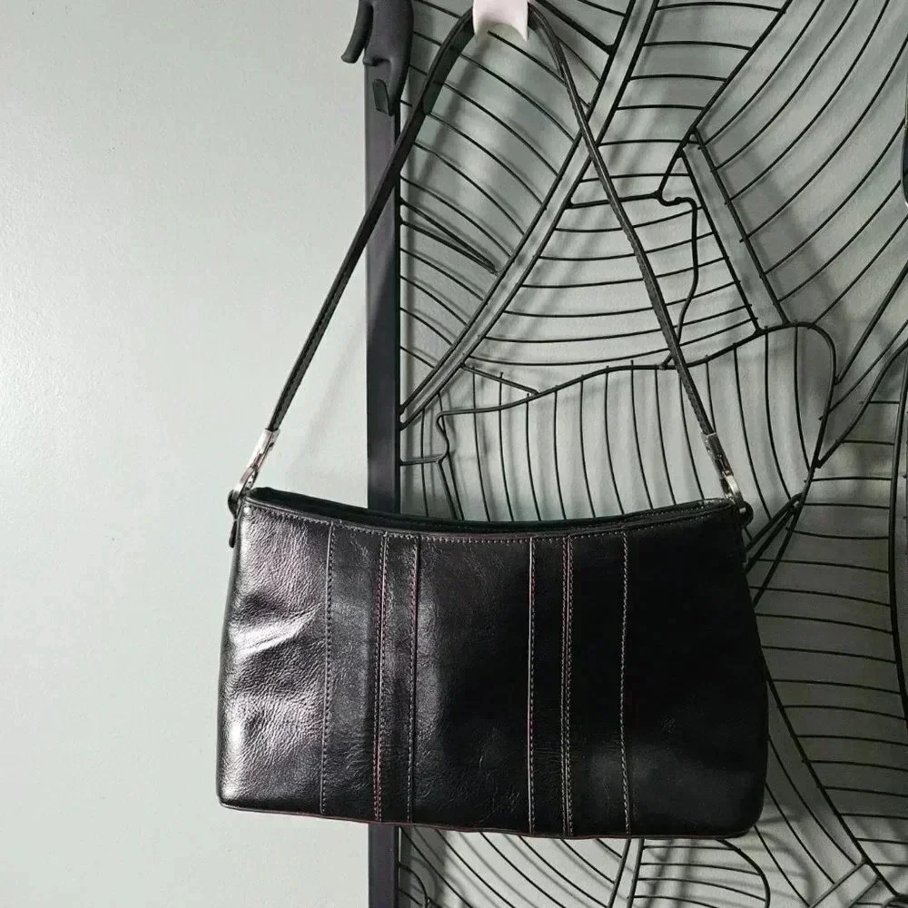 Etienne Aigner | Vienna Collection  Black Genuine Leather Baguette Shoulder Bag - Picture 3 of 15